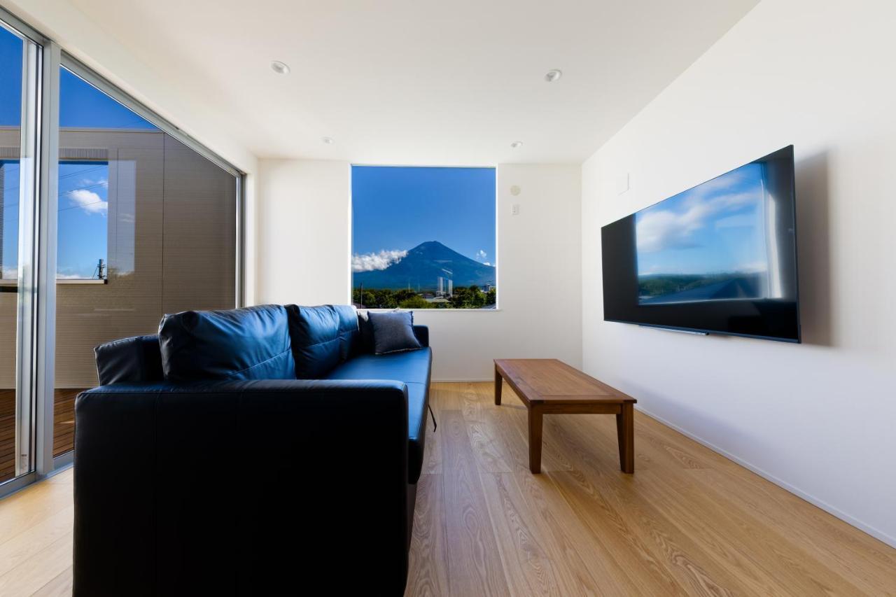 Frame View Mt.Fuji -West- Villa Fujikawaguchiko Buitenkant foto